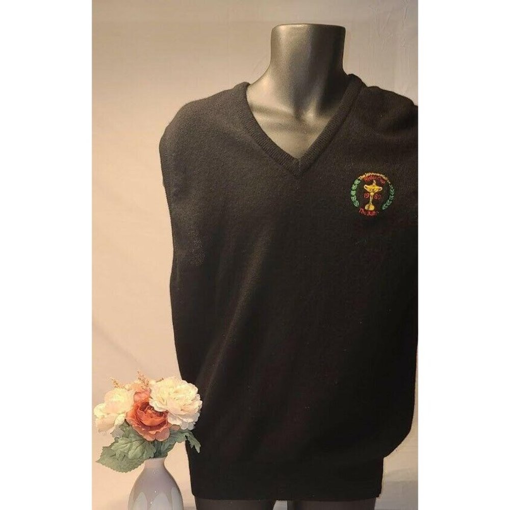 Glenmuir  Men's Vtg Wool Sweater The Johnnie Walke